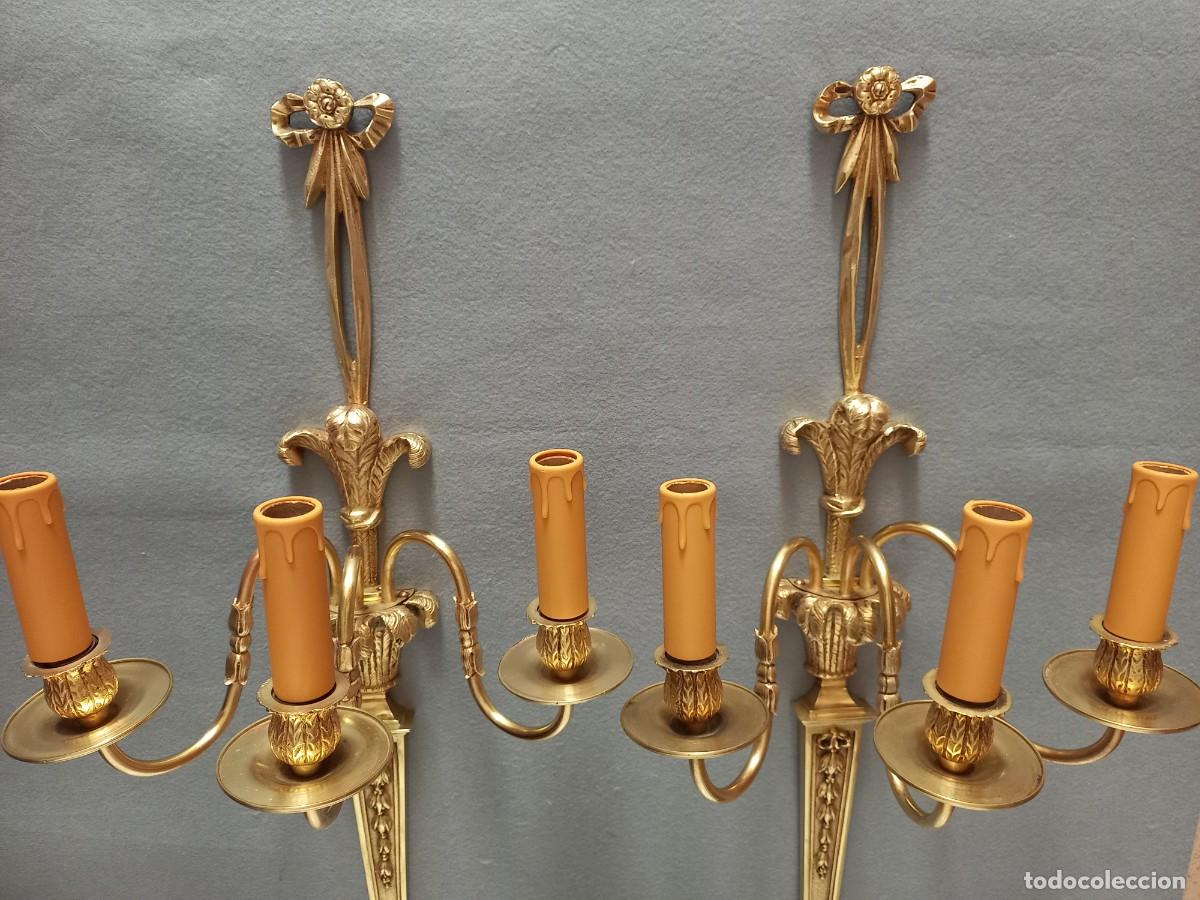 Antig&uuml;edades: PAREJA DE APLIQUES DE BRONCE - Foto 6
