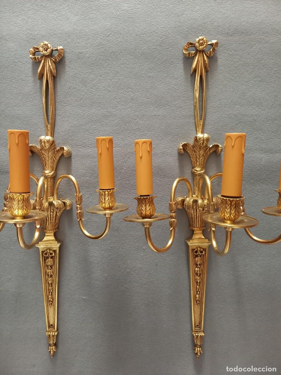Antig&uuml;edades: PAREJA DE APLIQUES DE BRONCE - Foto 9
