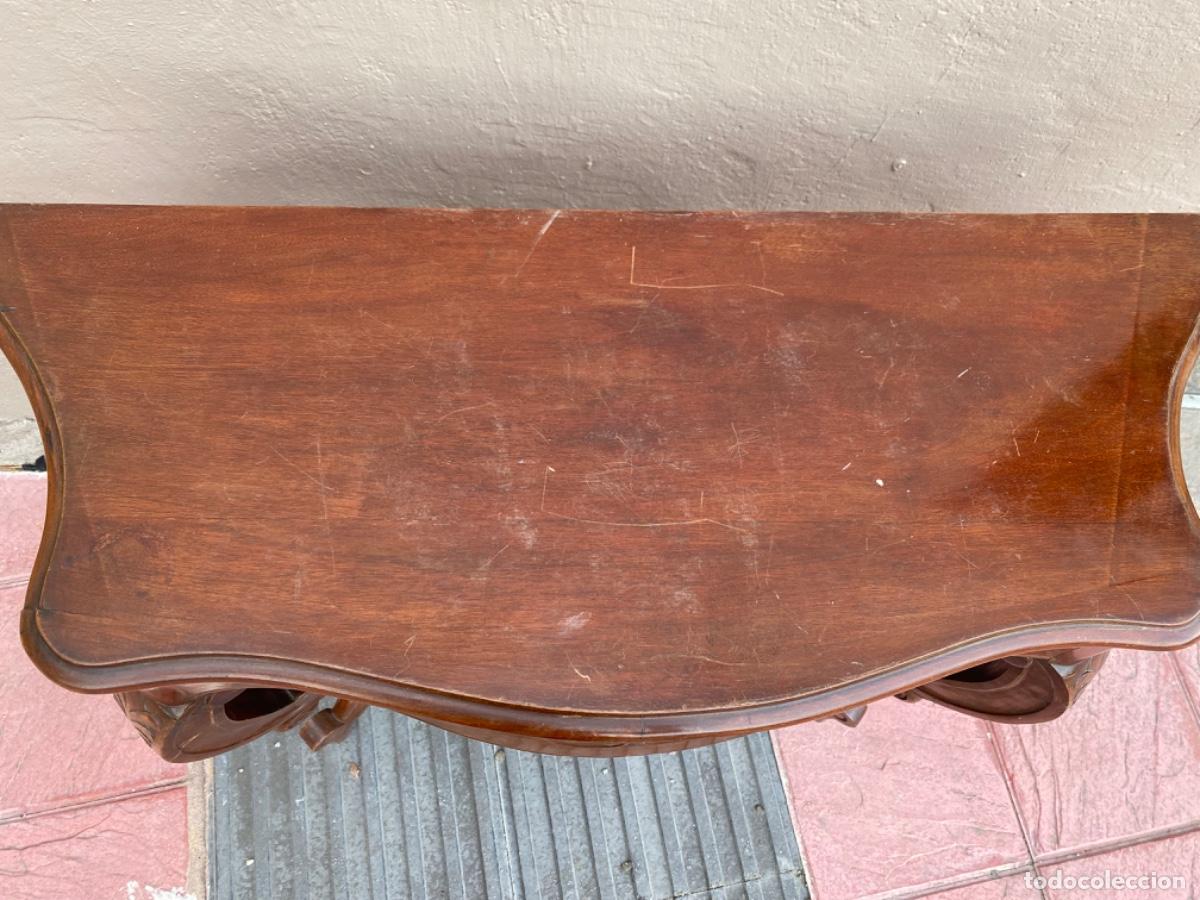Antig&uuml;edades: CONSOLA DE NOGAL ANTIGUA - Foto 5