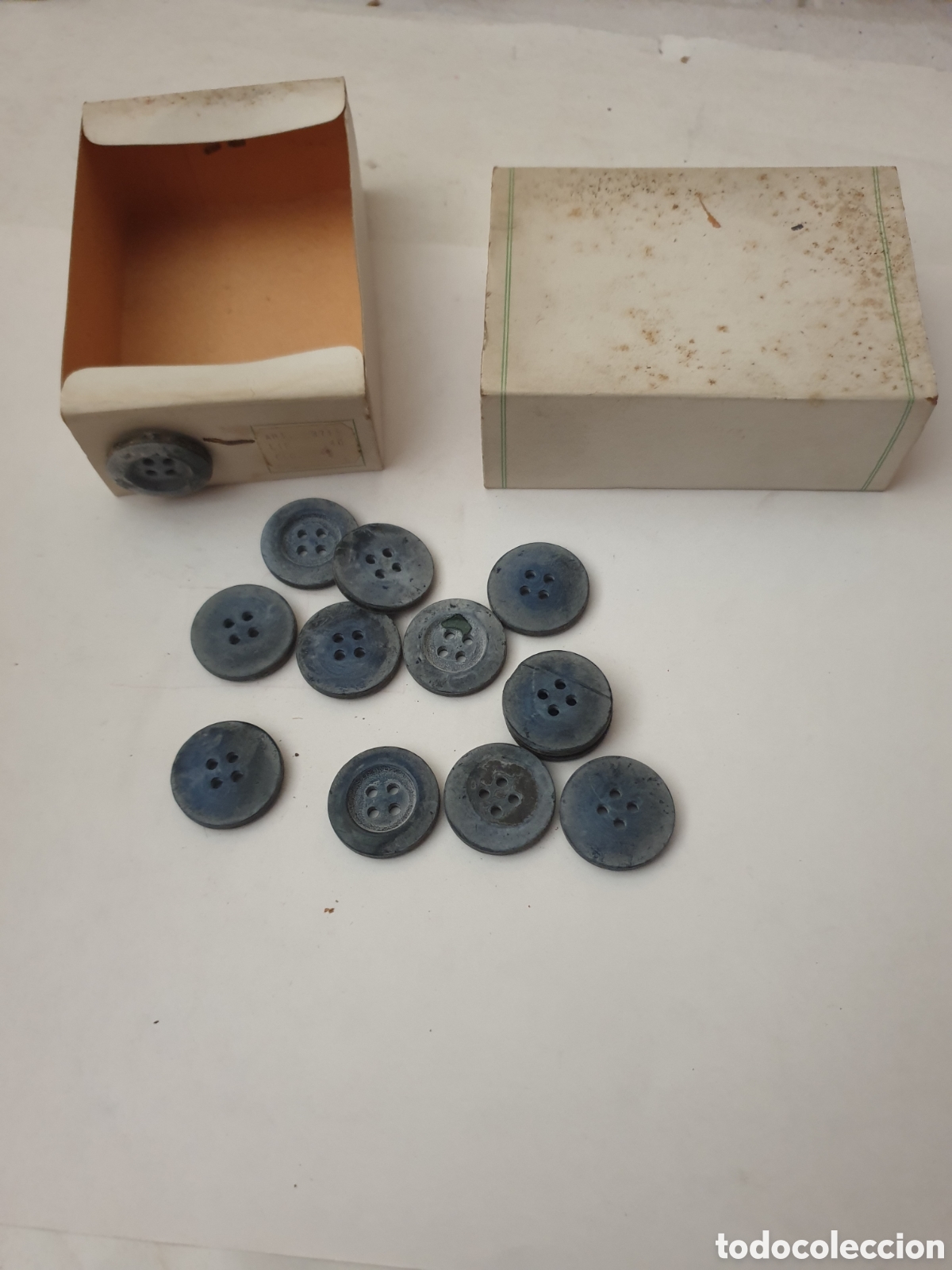 Antig&uuml;edades: BOTONES AZULES ( X UNID. 1&euro;) - Foto 3