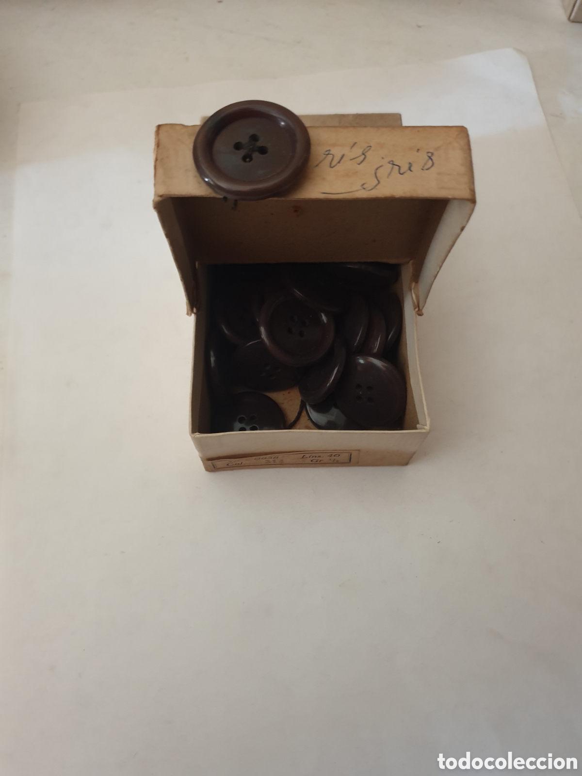 Antig&uuml;edades: BOTONES NEGROS. ( X UNID. 1&euro;) - Foto 3