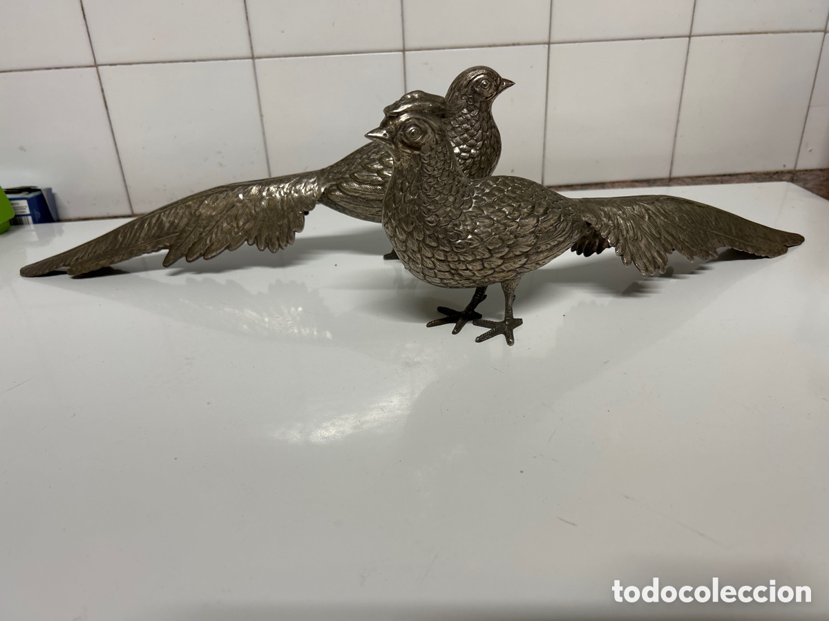 Antig&uuml;edades: Pareja de faisanes en alpaca plateada - Foto 1