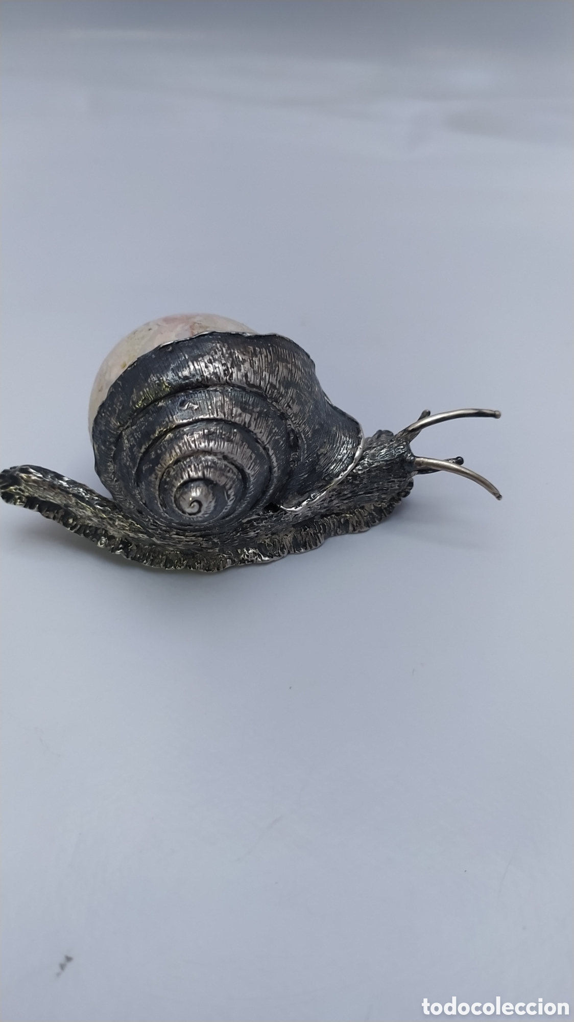 Antig&uuml;edades: Caracol de plata y granito - Foto 1