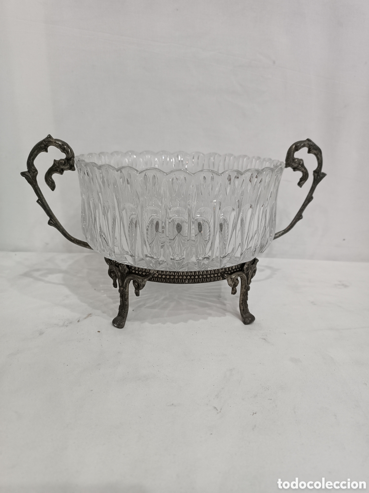 Antig&uuml;edades: MAGN&Iacute;FICO CENTRO DE MESA . CRISTAL TALLADO - Foto 1