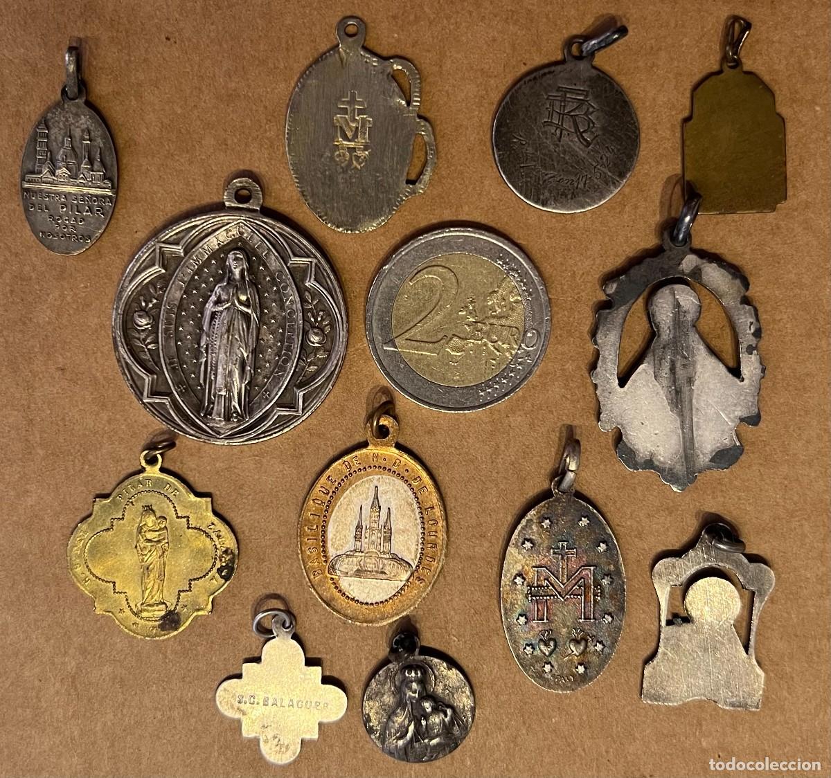 Antig&uuml;edades: Lote de medallas religiosas - Foto 2