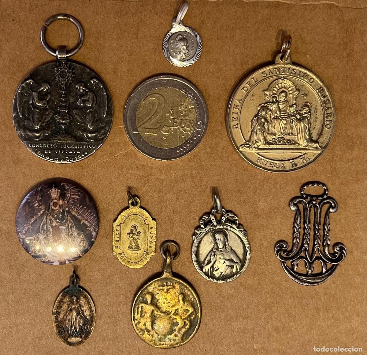 Antig&uuml;edades: Lote de medallas religiosas - Foto 1