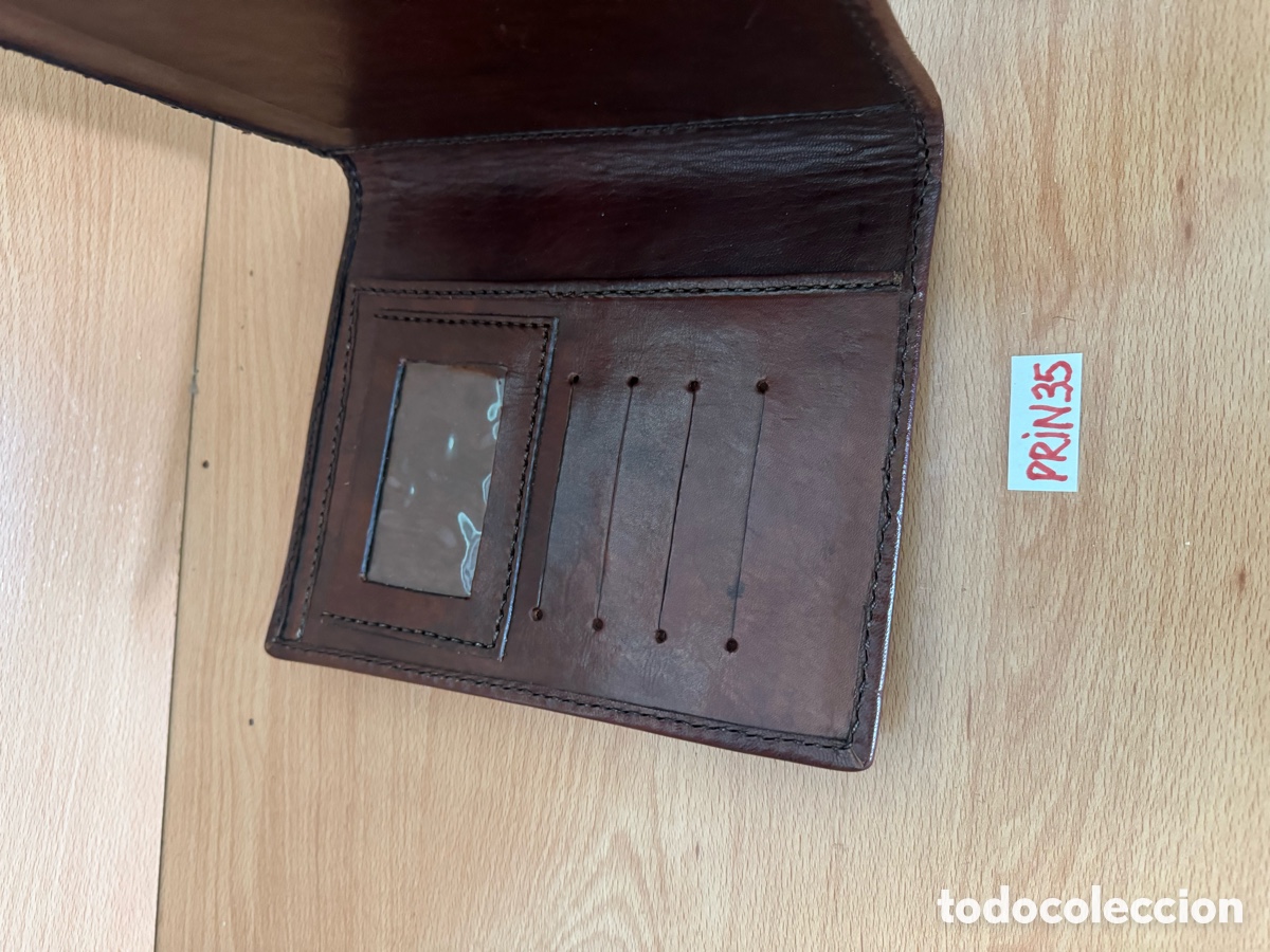 Antig&uuml;edades: Funda de agenda cuero - Foto 2