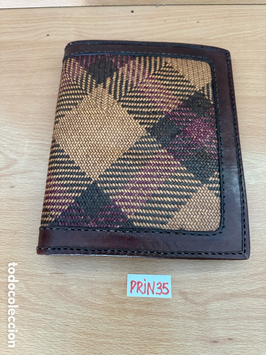 Antig&uuml;edades: Funda de agenda cuero - Foto 1