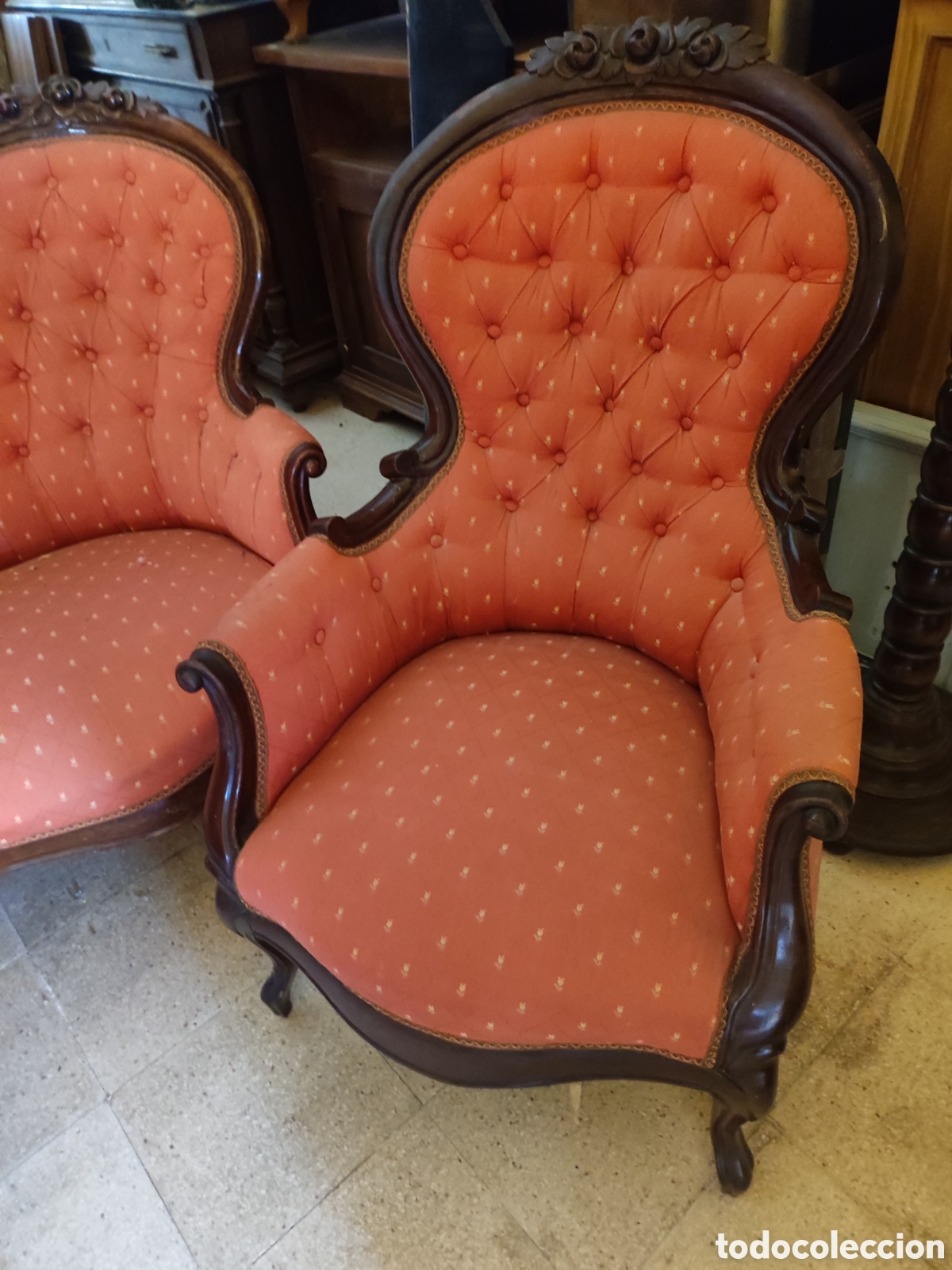 Antig&uuml;edades: Tresillo y dos sillones - Foto 3