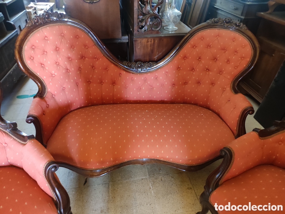 Antig&uuml;edades: Tresillo y dos sillones - Foto 4