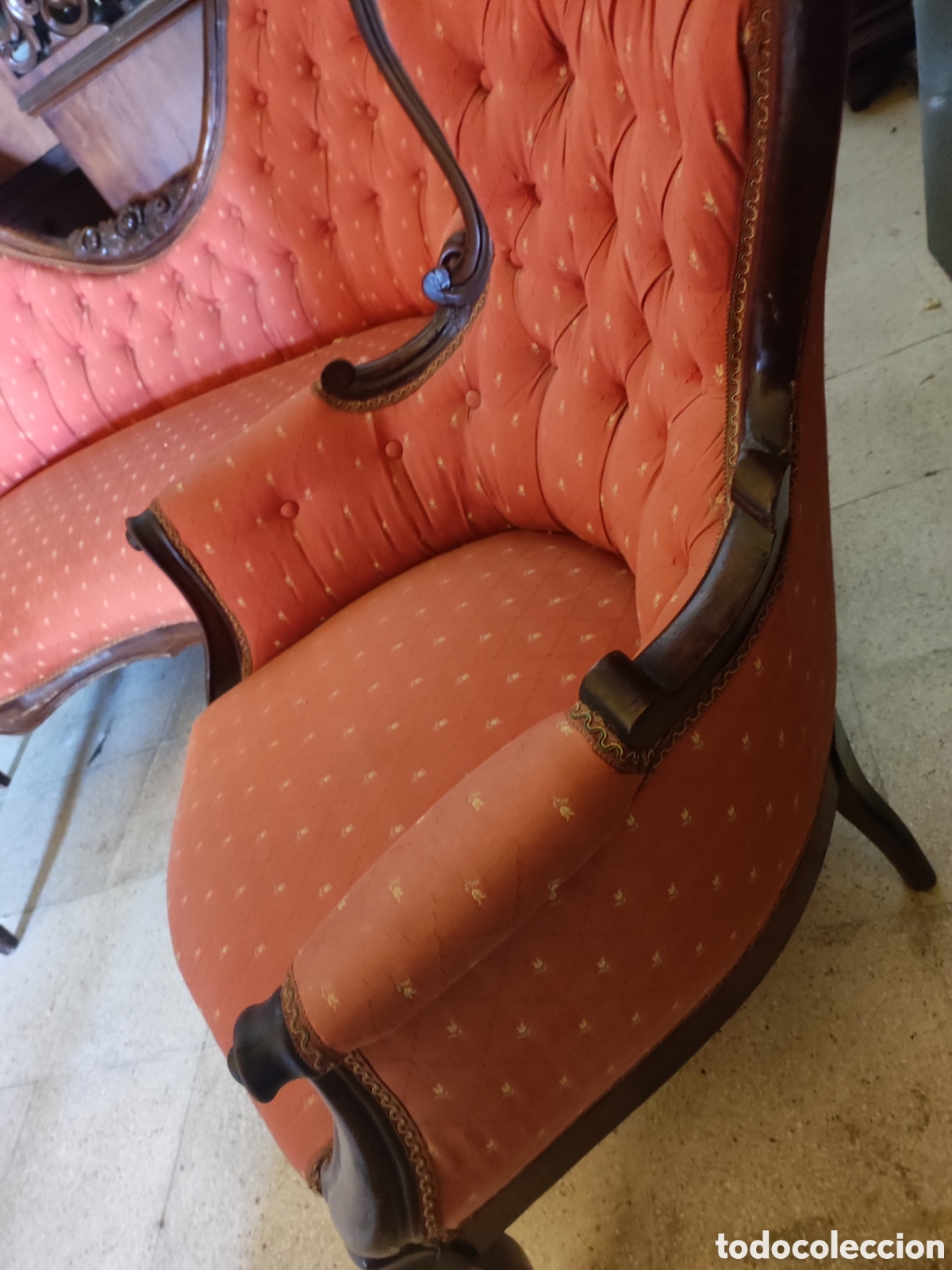Antig&uuml;edades: Tresillo y dos sillones - Foto 9