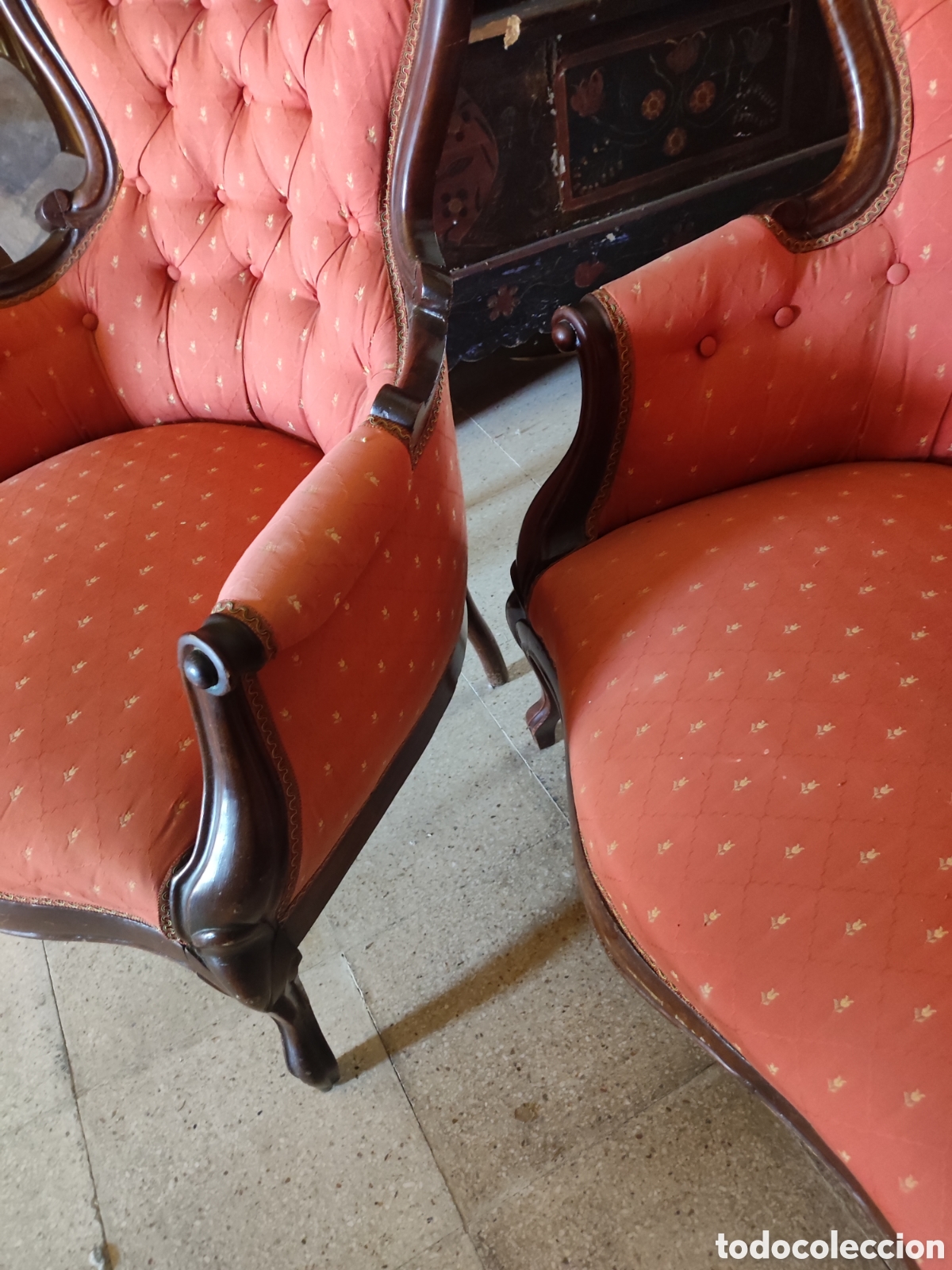 Antig&uuml;edades: Tresillo y dos sillones - Foto 10
