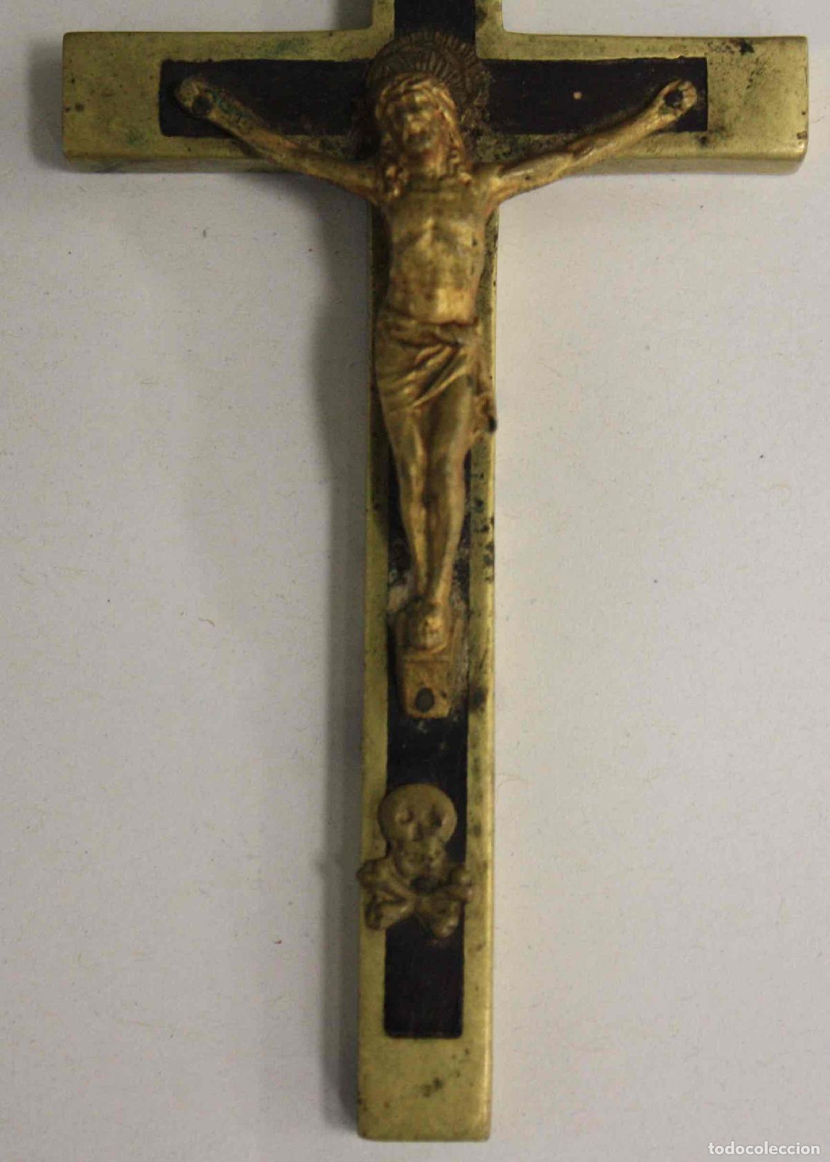 Antig&uuml;edades: CRUCIFIJO ANTIGUO EN BRONCE. - Foto 4