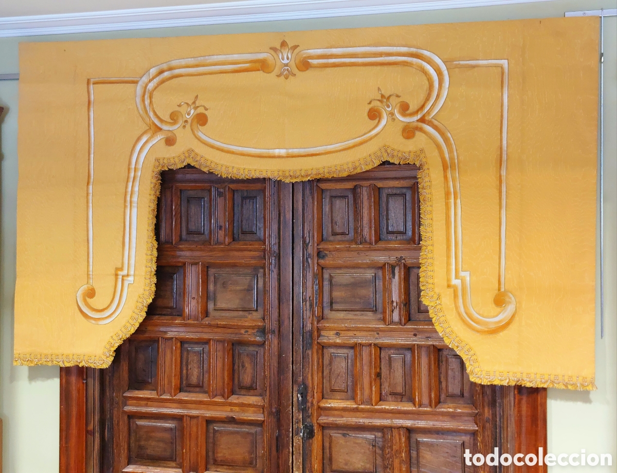Antig&uuml;edades: DOSEL O SOBREPUERTA DE SEDA Y PINTADA - Foto 2