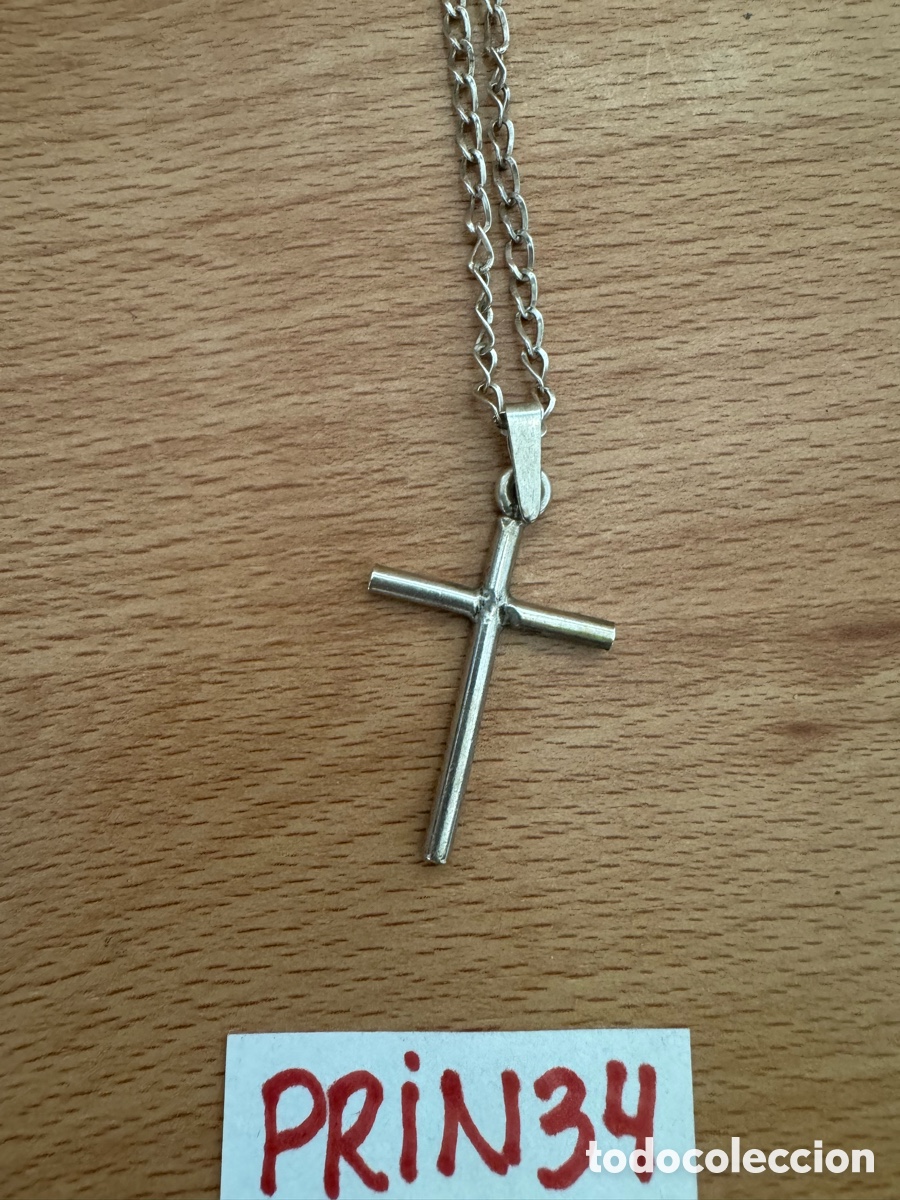 Antig&uuml;edades: Cadena de plata y Cristo - Foto 2