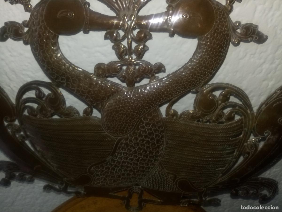 Antig&uuml;edades: PLACA DE LAT&Oacute;N DECORATIVA - CISNES - Foto 11