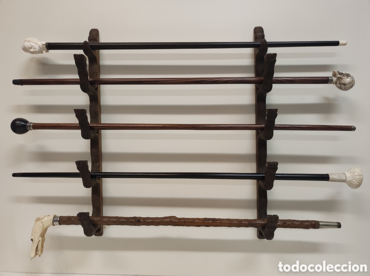 Antig&uuml;edades: Bastonero madera tallada pata de cabra - Foto 1
