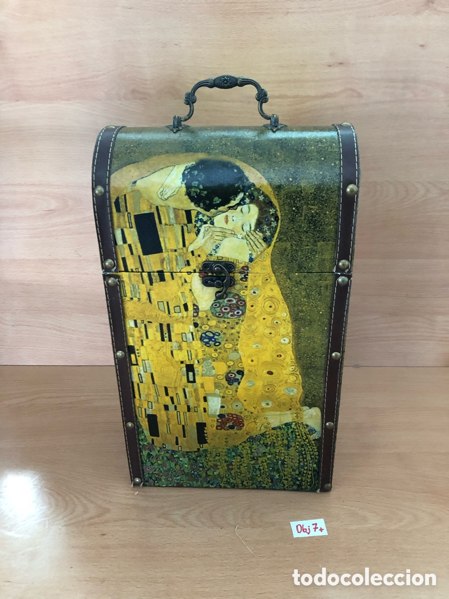 Antig&uuml;edades: Caja de vinos cuero - Foto 1