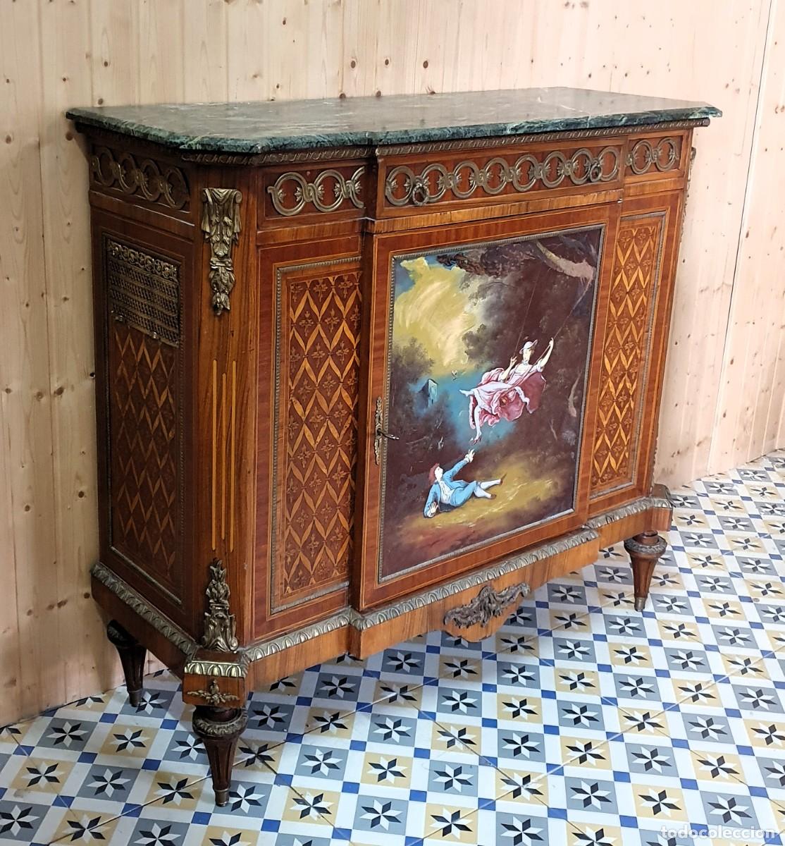 Antig&uuml;edades: Aparador decorado madera y bronce - Foto 3
