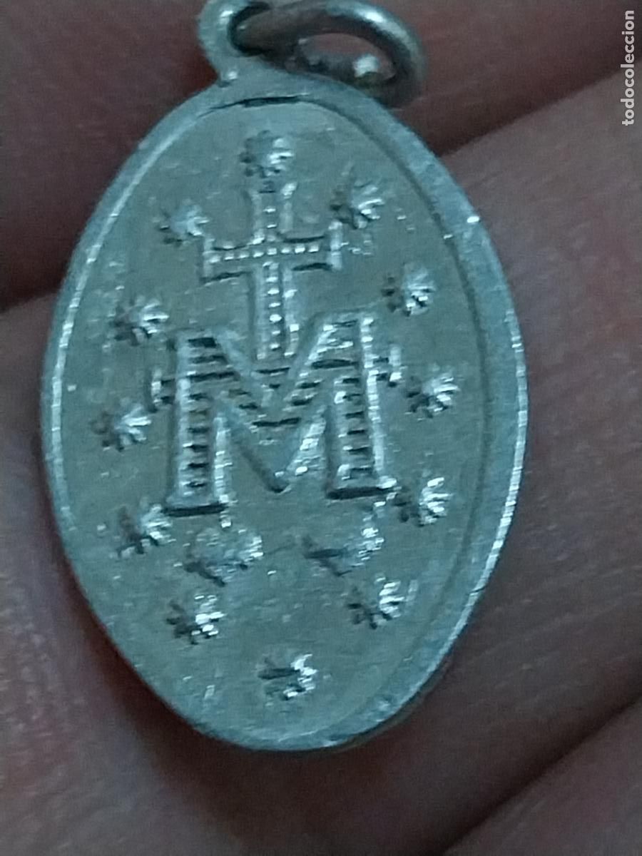 Antig&uuml;edades: INMACULADA MEDALLA ALUMINIO 2,2CM ALTO - Foto 2