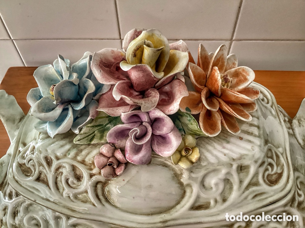 Antig&uuml;edades: Grande &ldquo; sopera&rdquo; o &ldquo; centro de Mesa estilo CAPODIMONTE. - Foto 2