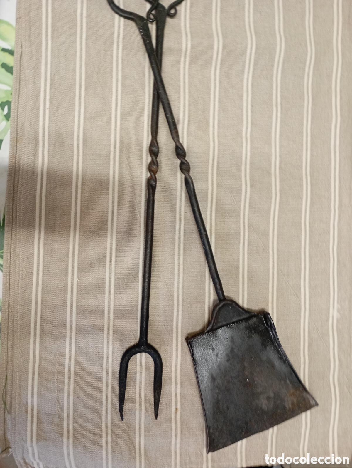 Antig&uuml;edades: Pala y pincho chimenea - Foto 1