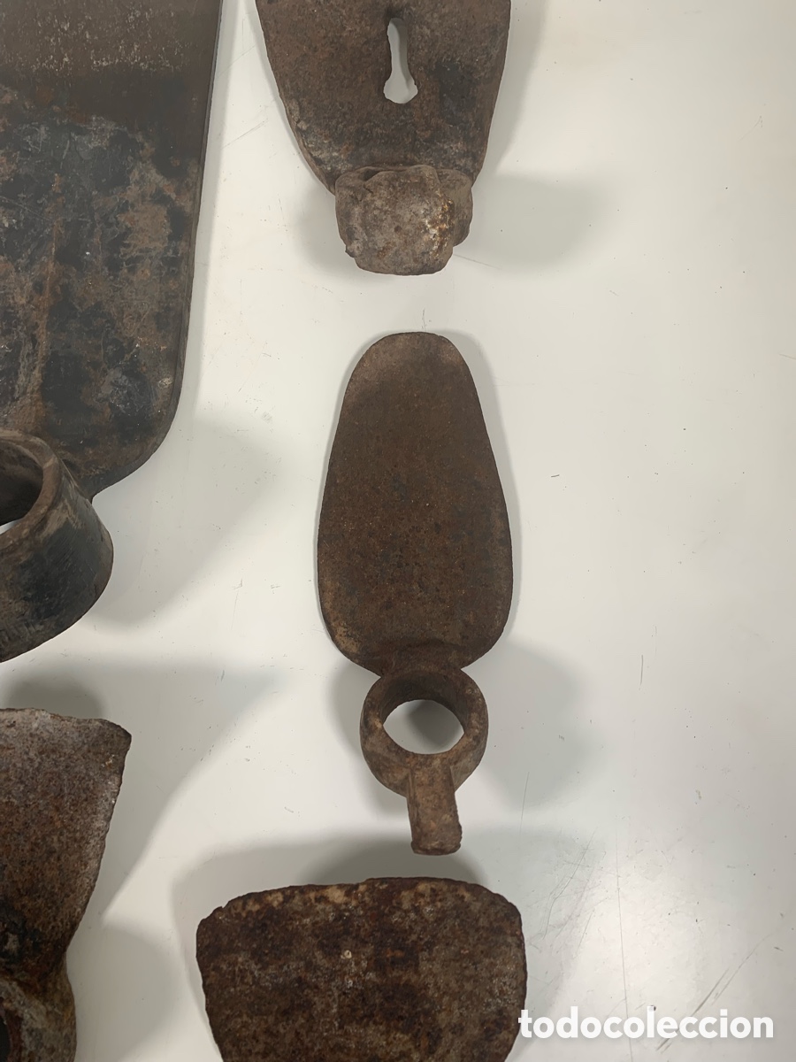 Antig&uuml;edades: 01_ Lote Azadas - Foto 4