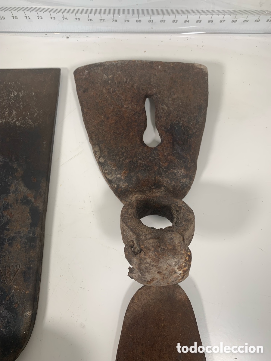 Antig&uuml;edades: 01_ Lote Azadas - Foto 6