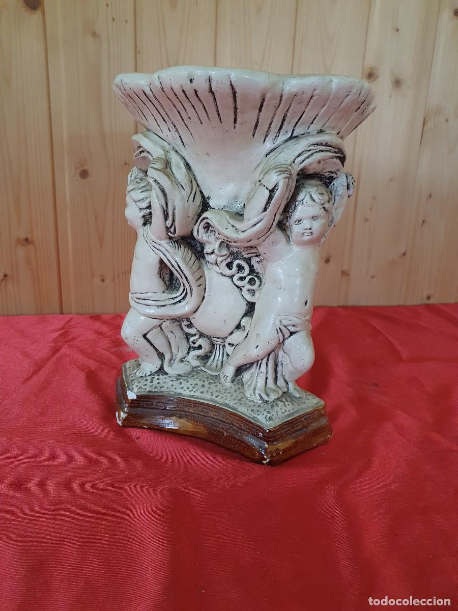 Antig&uuml;edades: Porta velas querubines en estuco - Foto 3