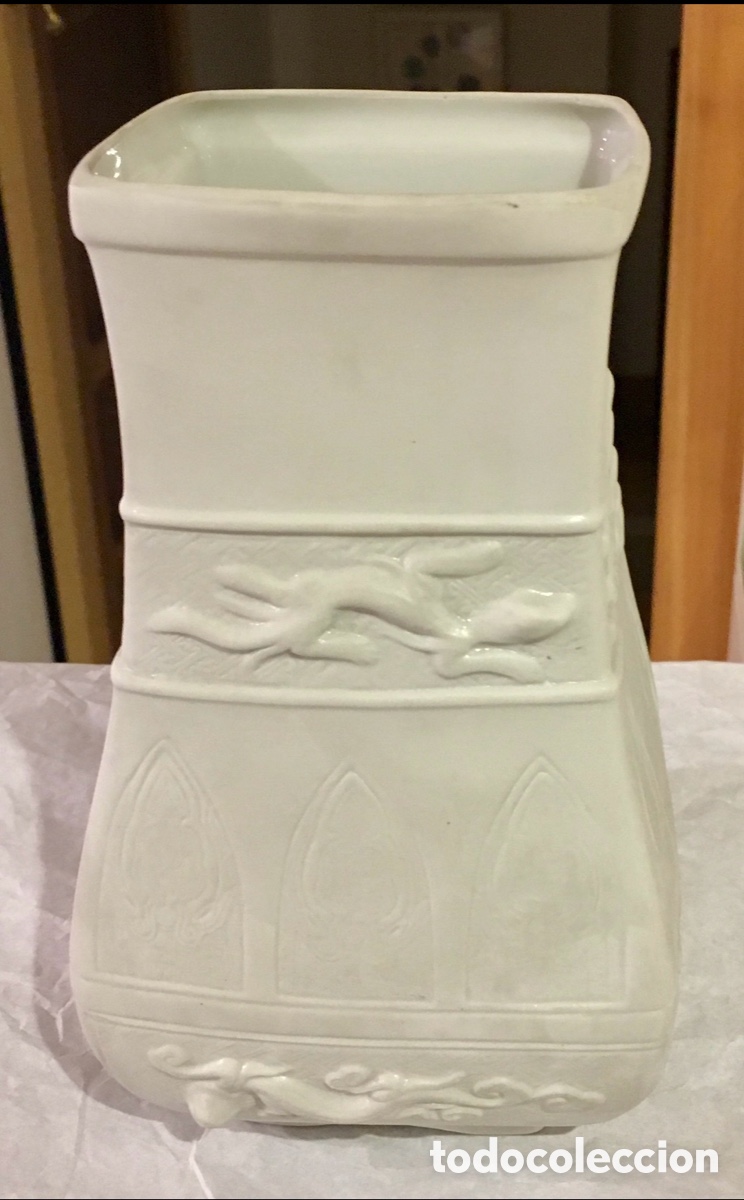 Antig&uuml;edades: Jarr&oacute;n de porcelana Buscuit. - Foto 1