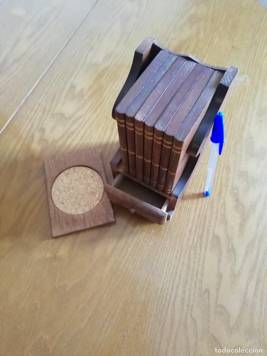 Antig&uuml;edades: Posa vasos de madera con caja de dise&ntilde;o - Foto 2