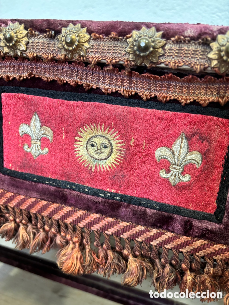 Antig&uuml;edades: Mesa ensayalada sXIX - Foto 3