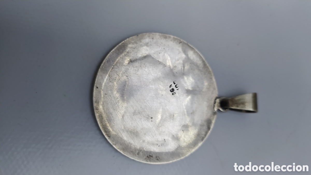 Antig&uuml;edades: Medall&oacute;n plata y oro quetzal - Foto 4