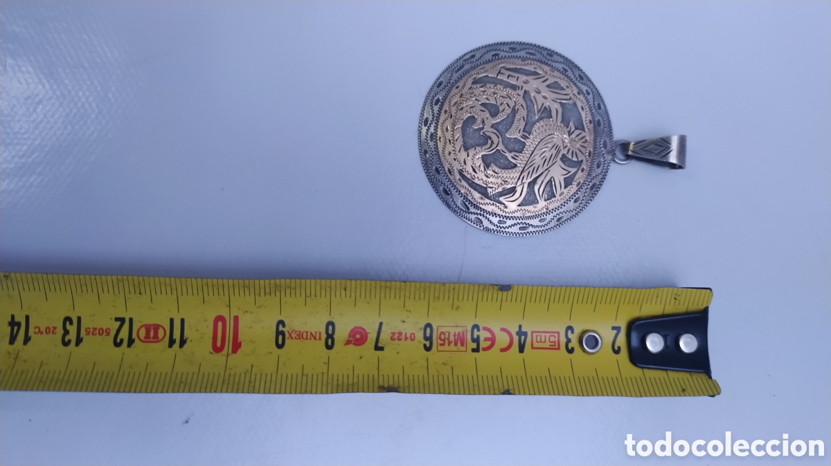 Antig&uuml;edades: Medall&oacute;n plata y oro quetzal - Foto 7