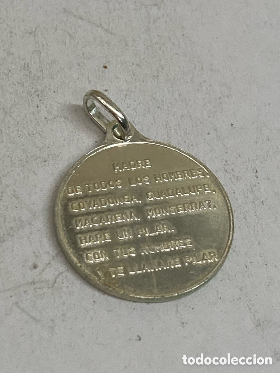 Antig&uuml;edades: Medalla de plata religiosa C152 - Foto 2
