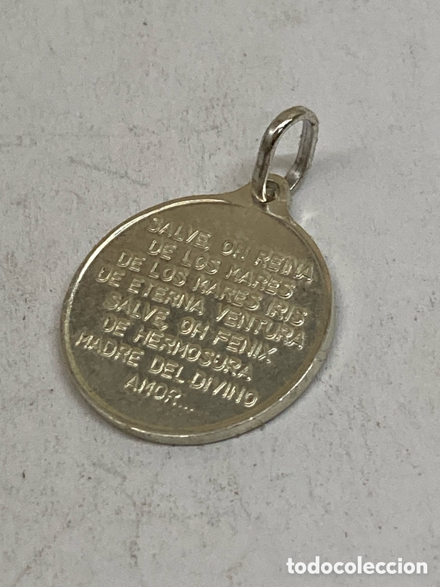 Antig&uuml;edades: Medalla de plata religiosa C152 - Foto 2