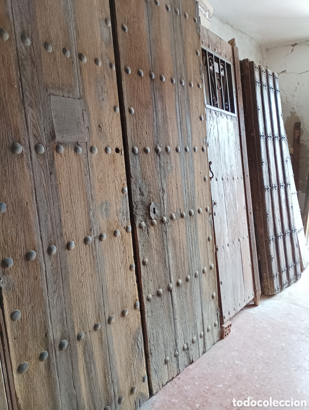 Antig&uuml;edades: PORTON ANTIGUO DE MADERA - Foto 1