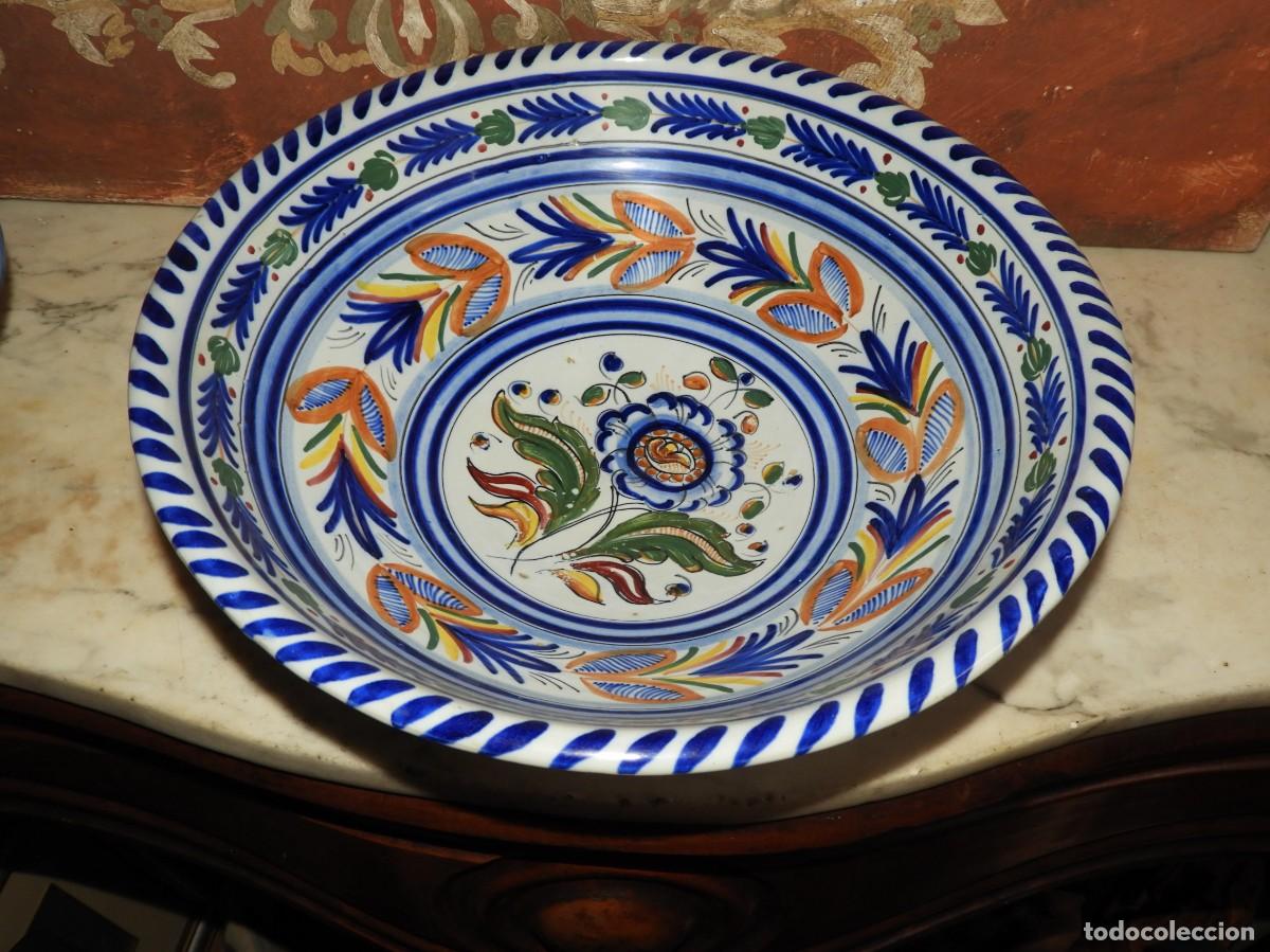 Antig&uuml;edades: CUENCO O CENTRO DE CERAMICA DECORADO A MANO - Foto 6