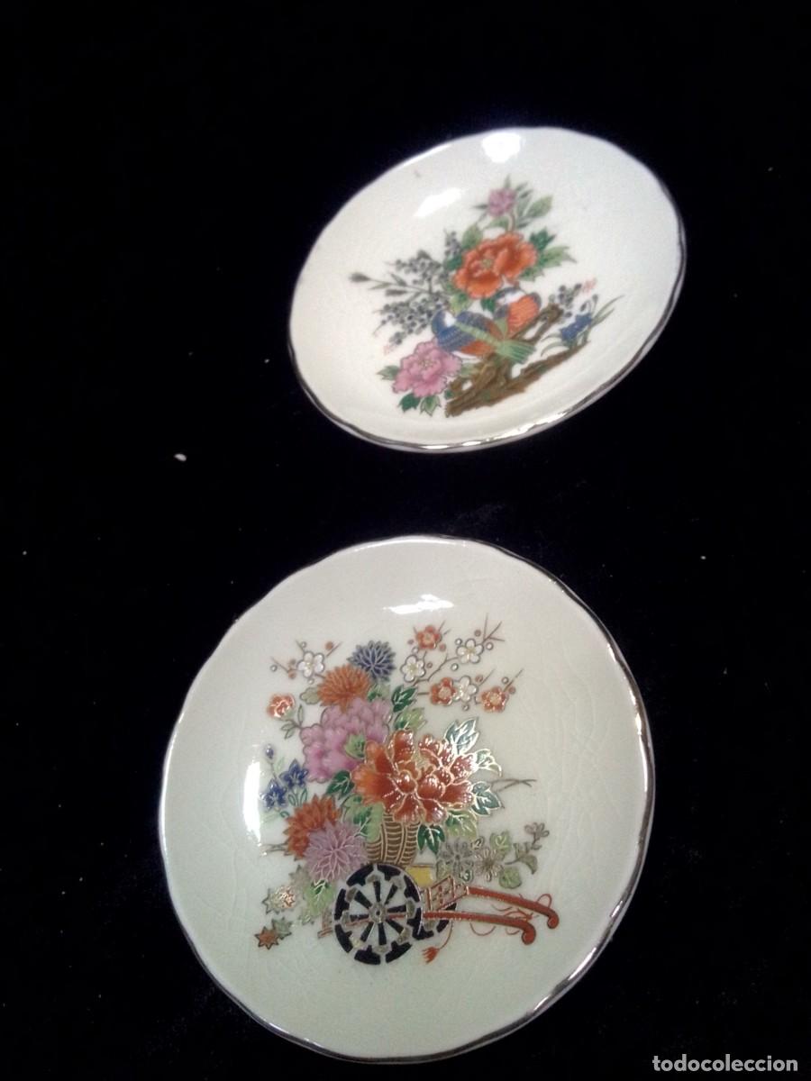 Antig&uuml;edades: Par de platos Japoneses. - Foto 2