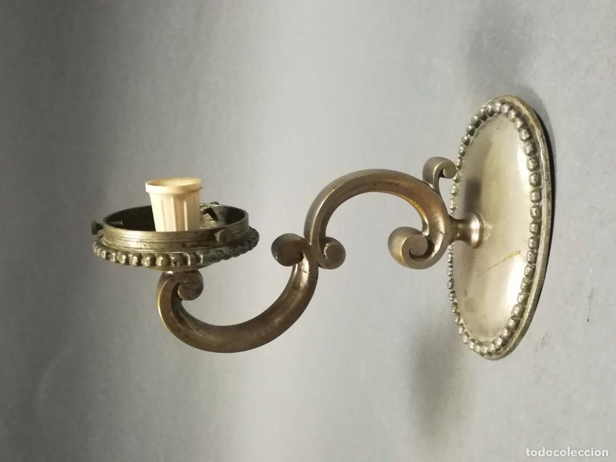 Antig&uuml;edades: APLIQUE DE PARED DE BRONCE PLATEADO DE UNA LUZ - Foto 1
