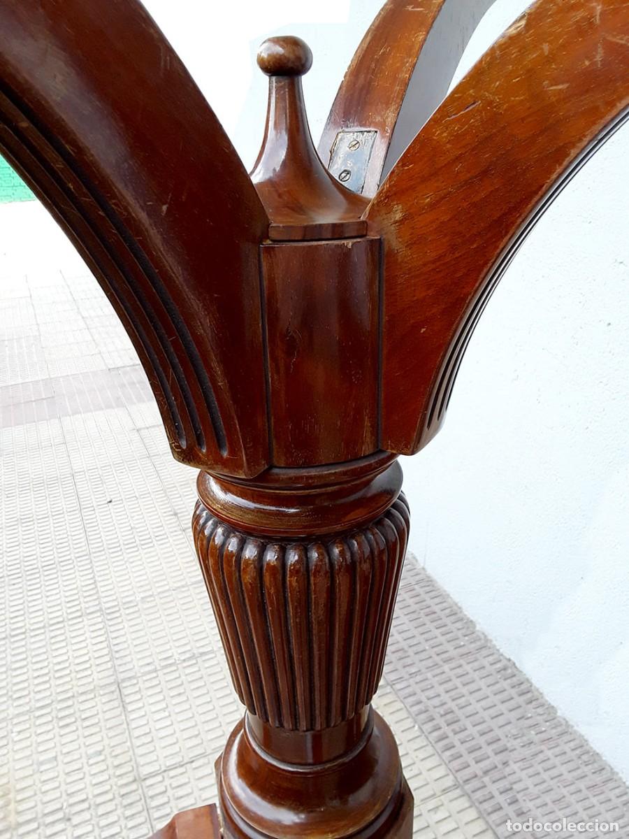 Antig&uuml;edades: Mesa de comedor estilo Hepplewhite con 8 sillas - Foto 3