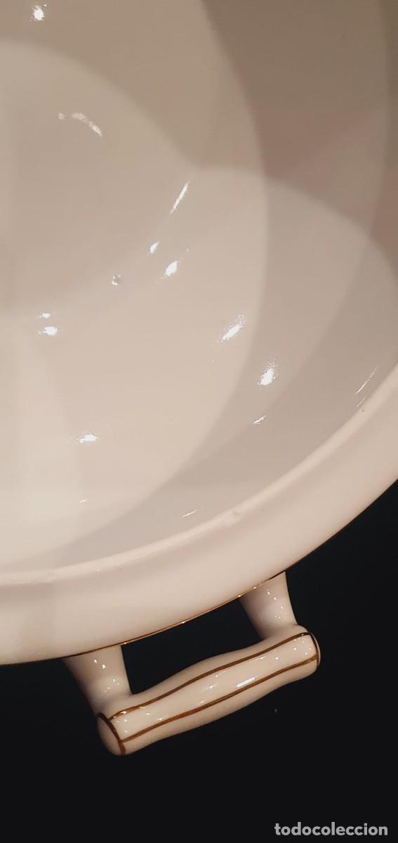 Antig&uuml;edades: Sopera porcelana con flores - Foto 4