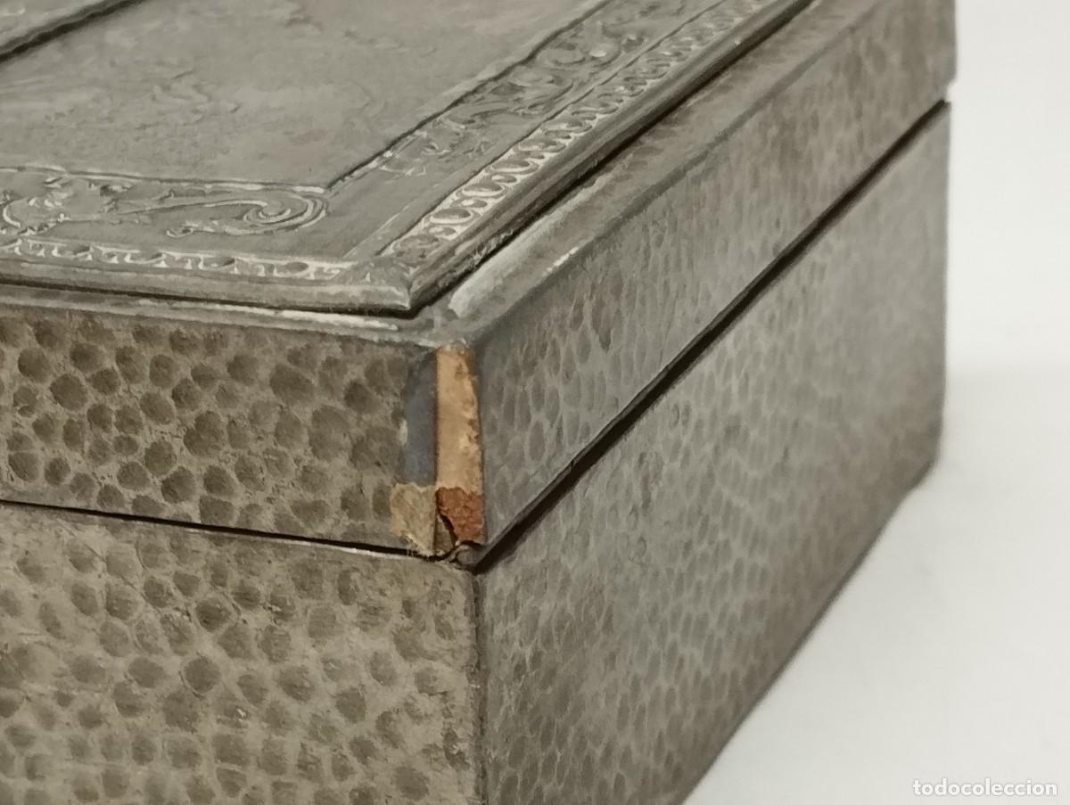 Antig&uuml;edades: CAJA DE MADERA FORRADA DE ESTA&Ntilde;O - Foto 11