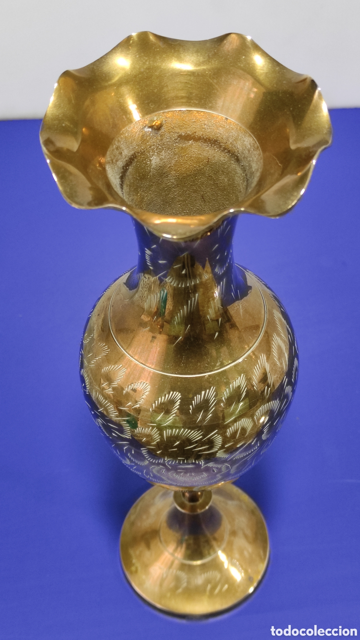 Antig&uuml;edades: Jarr&oacute;n bronce grabado - Foto 2