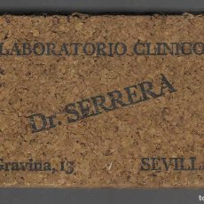 Antigüedades: CAJA DE CORCHO- LABORATORIO CLINICO- DR. SERRERA- MIDE: 11 X 7 X 5 C.M. VER FOTOS