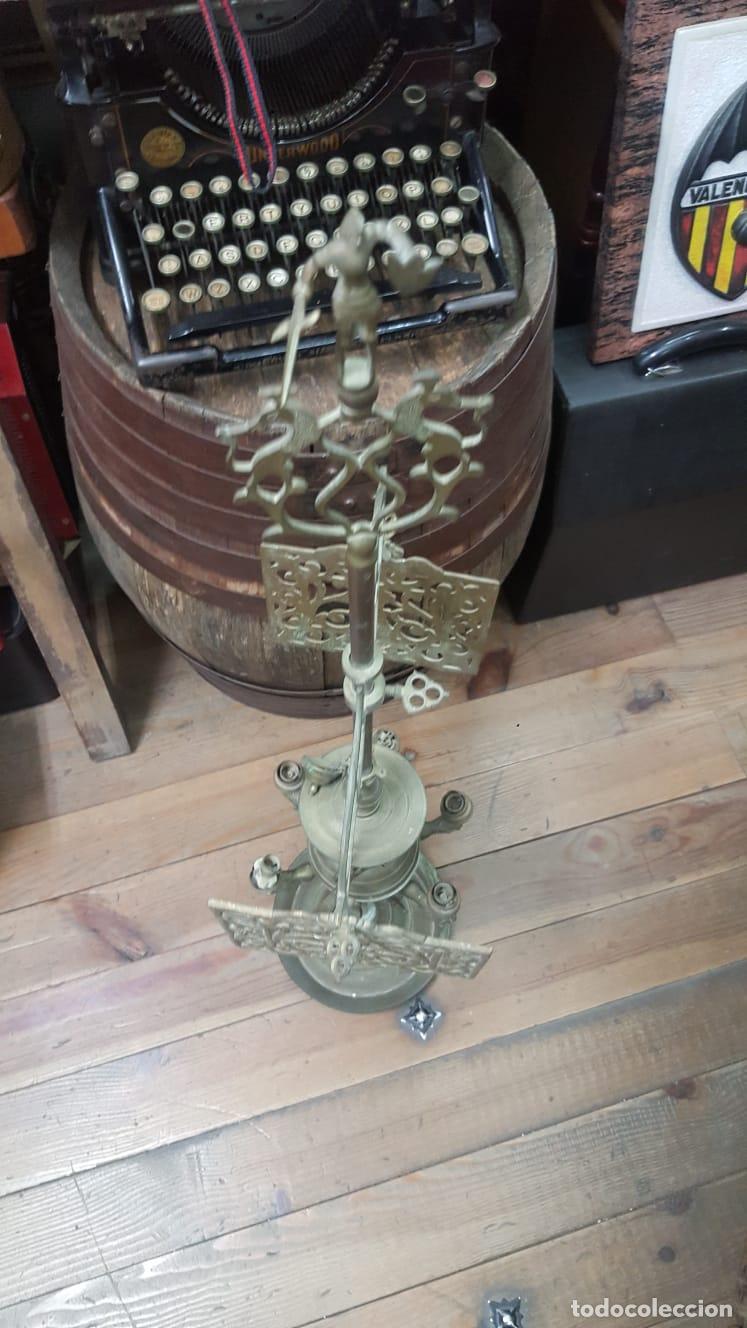 Antig&uuml;edades: ANTIGUO VELON DE BRONCE - Foto 2
