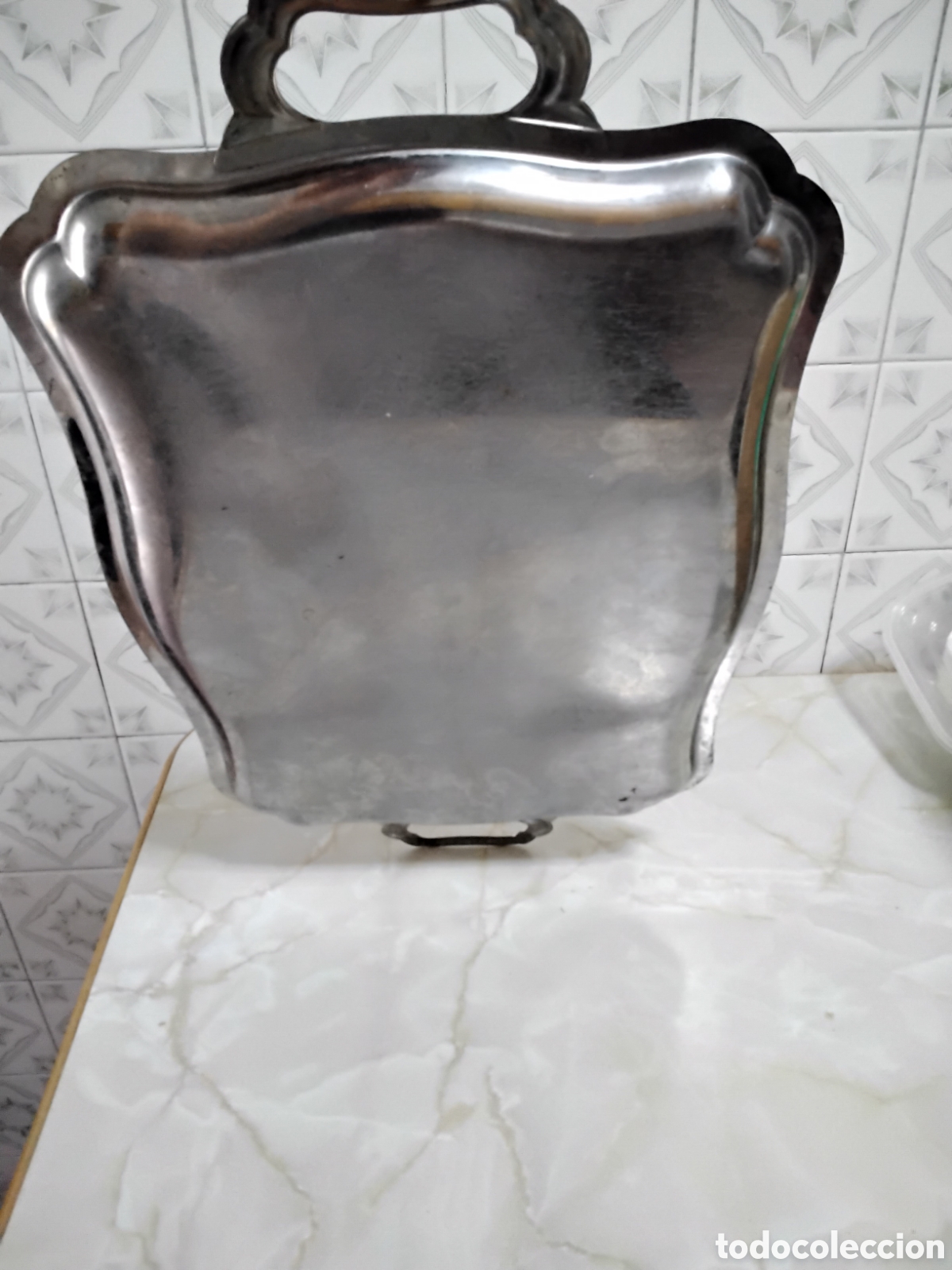 Antig&uuml;edades: Bandeja de metal antigua - Foto 3