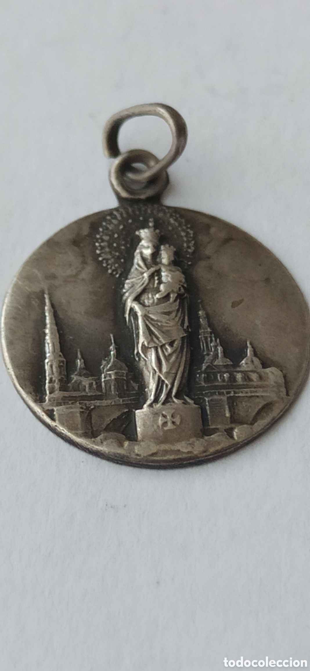 Antig&uuml;edades: Colgante Religioso de plata de ley - Foto 2