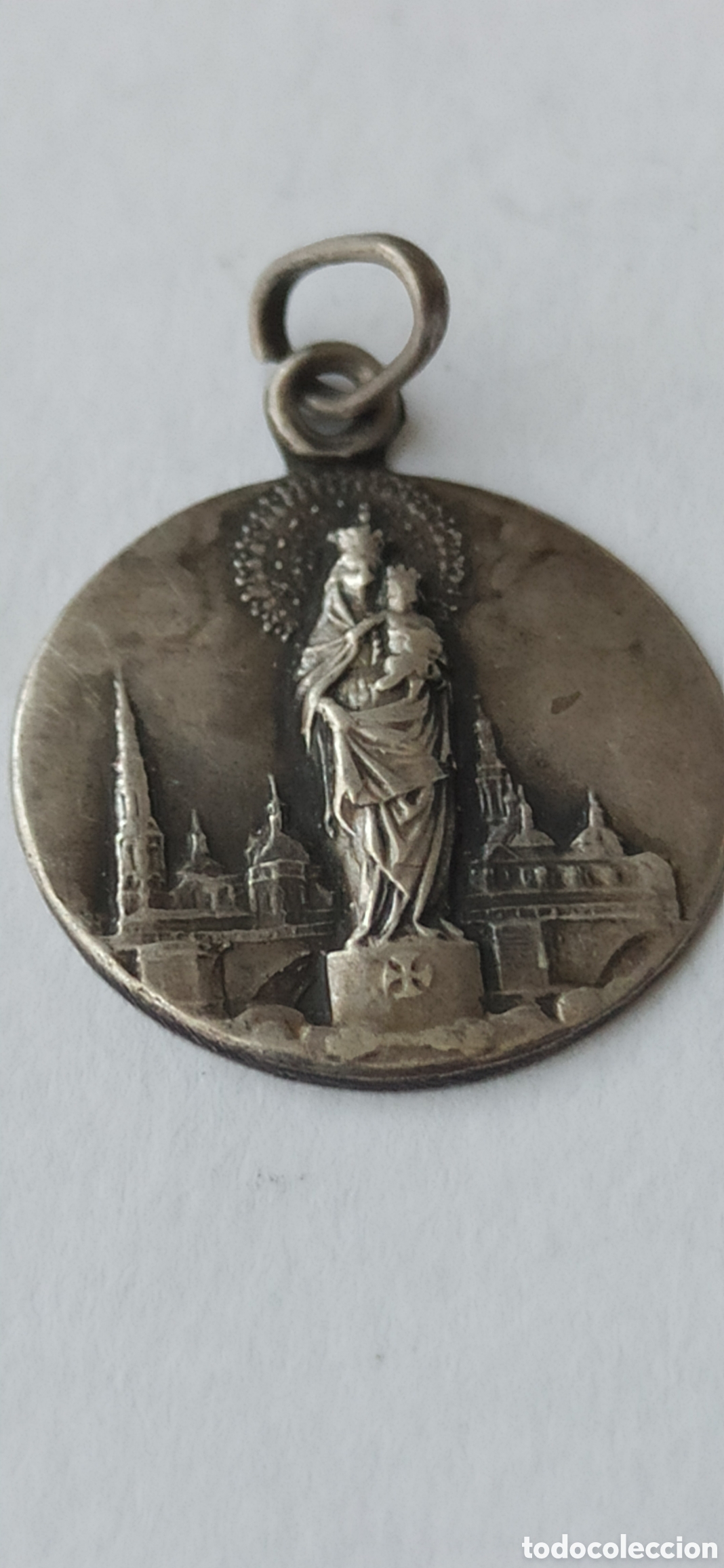 Antig&uuml;edades: Colgante Religioso de plata de ley - Foto 1