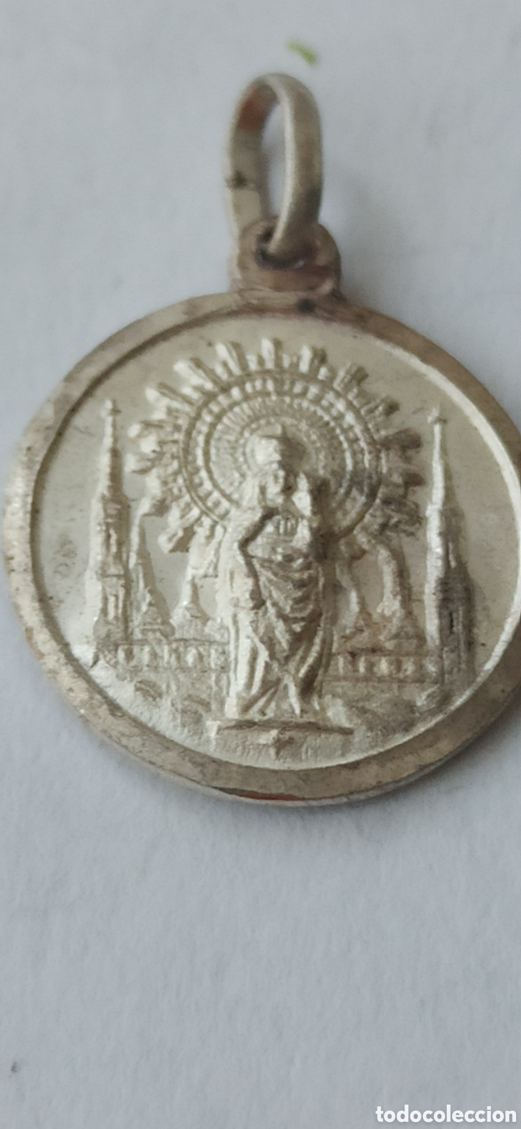 Antig&uuml;edades: Colgante Religioso de plata de ley - Foto 2
